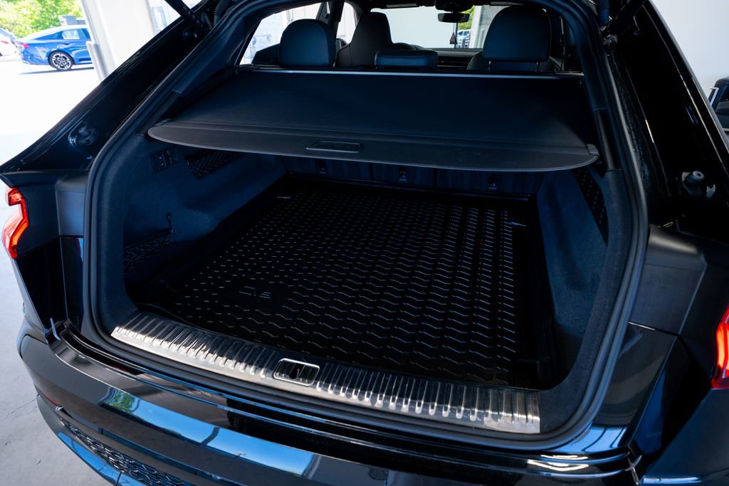 Used 2023 Audi RS Q8 AWD/4WD image 55