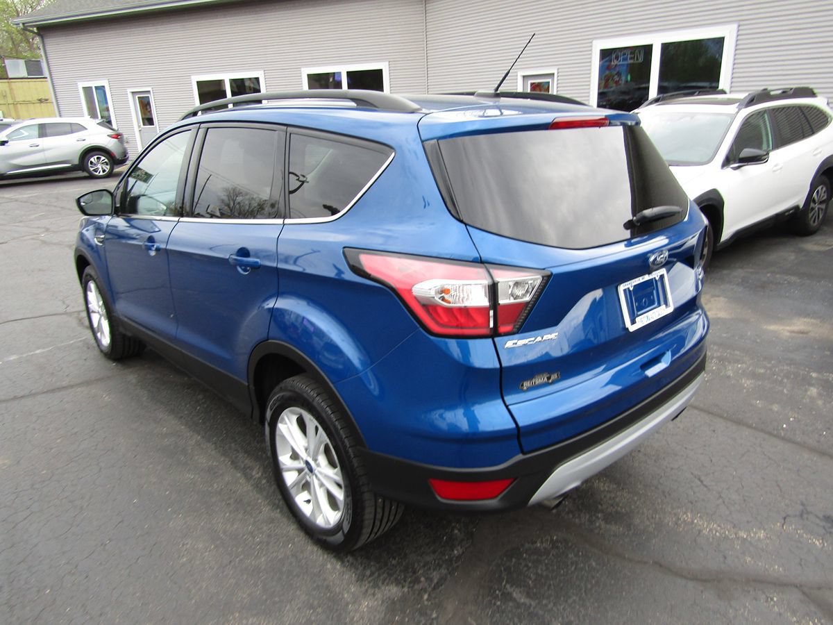Used 2018 Ford Escape SE AWD/4WD image 3
