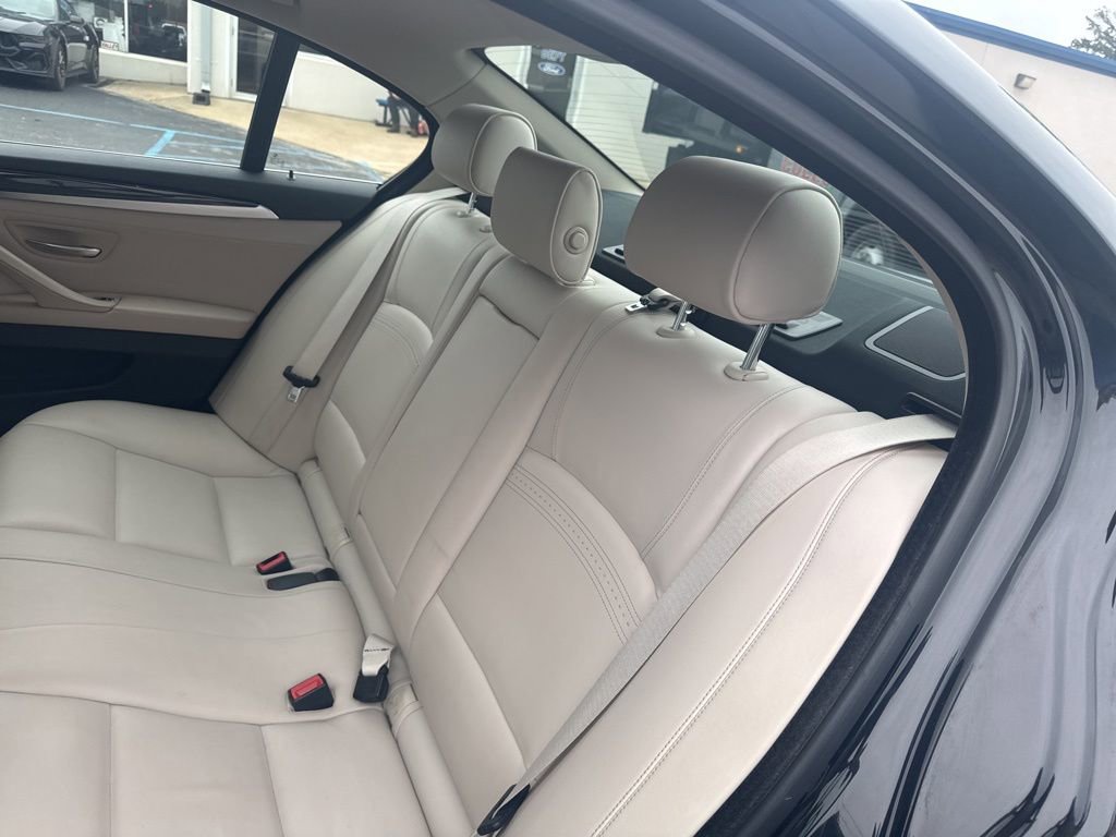 Used 2015 BMW 528i xDrive Sedan AWD/4WD image 30
