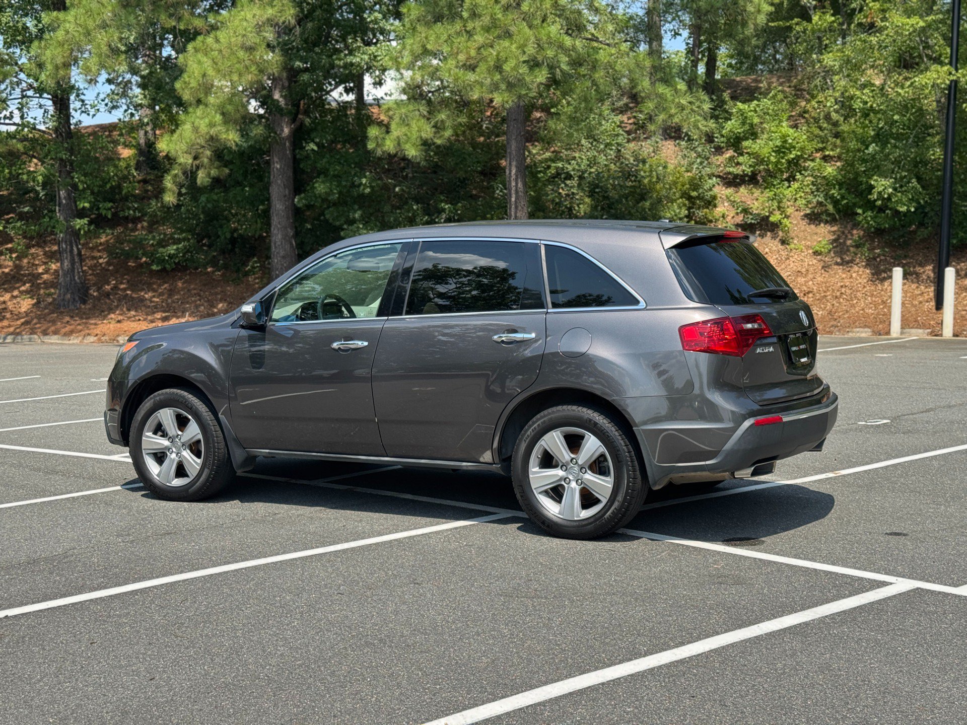 Used 2011 Acura MDX w/ Technology Package AWD/4WD image 7