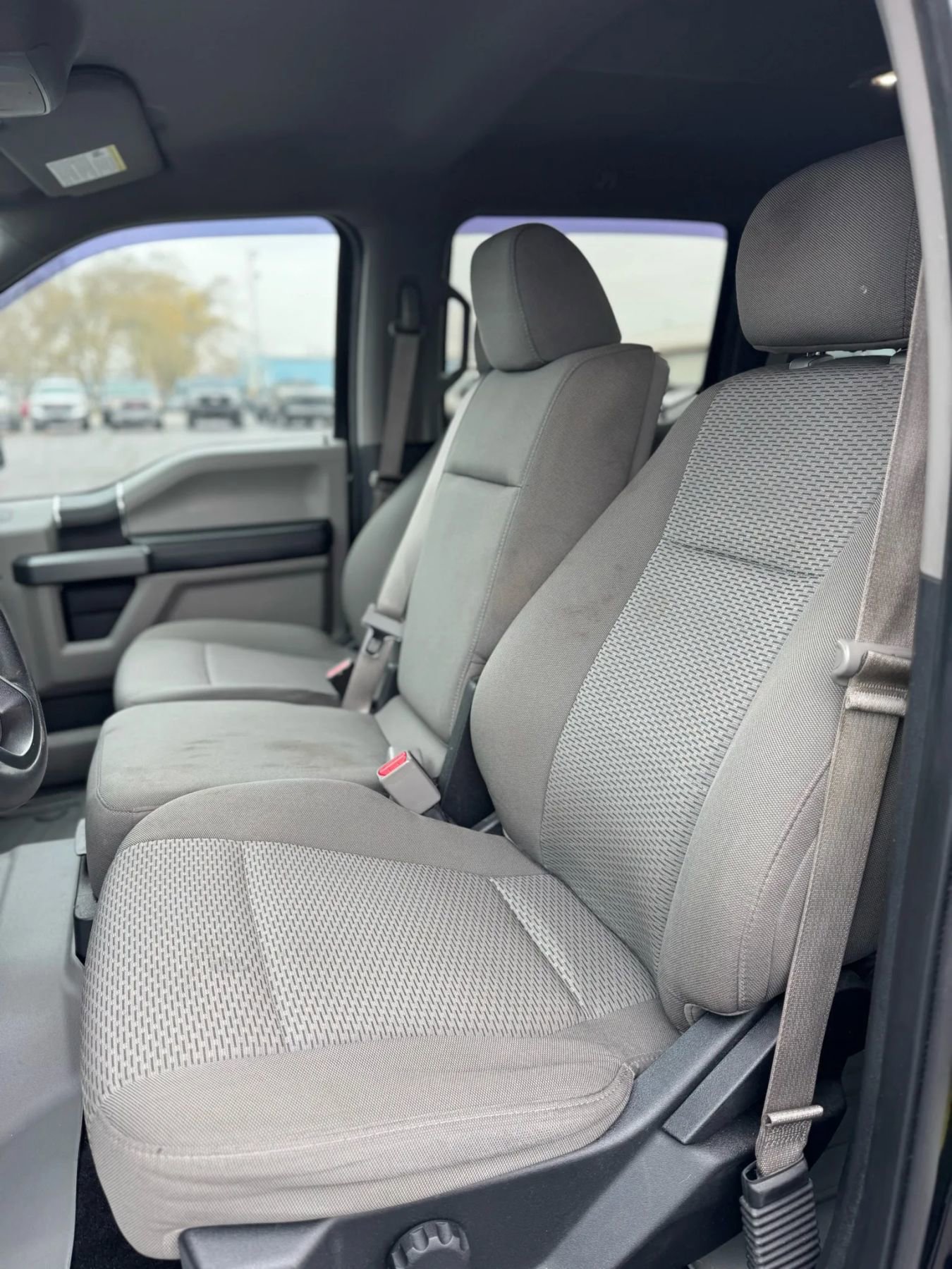 Used 2017 Ford F150 XLT image 11