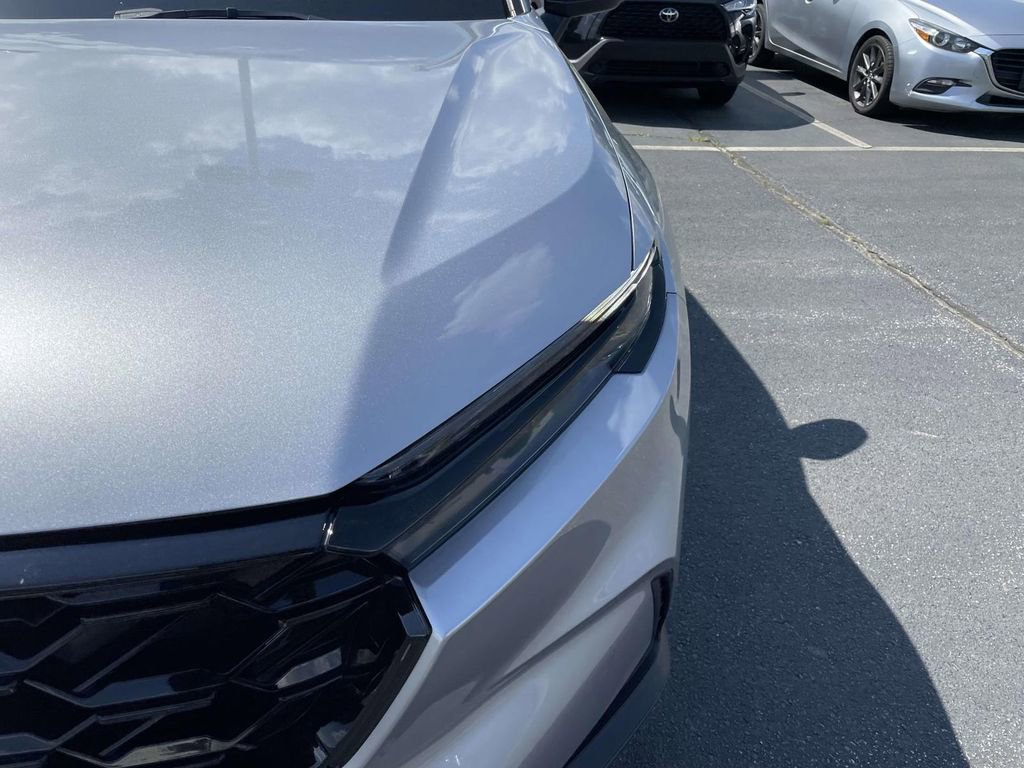 Used 2025 Honda CR-V Sport-L image 13