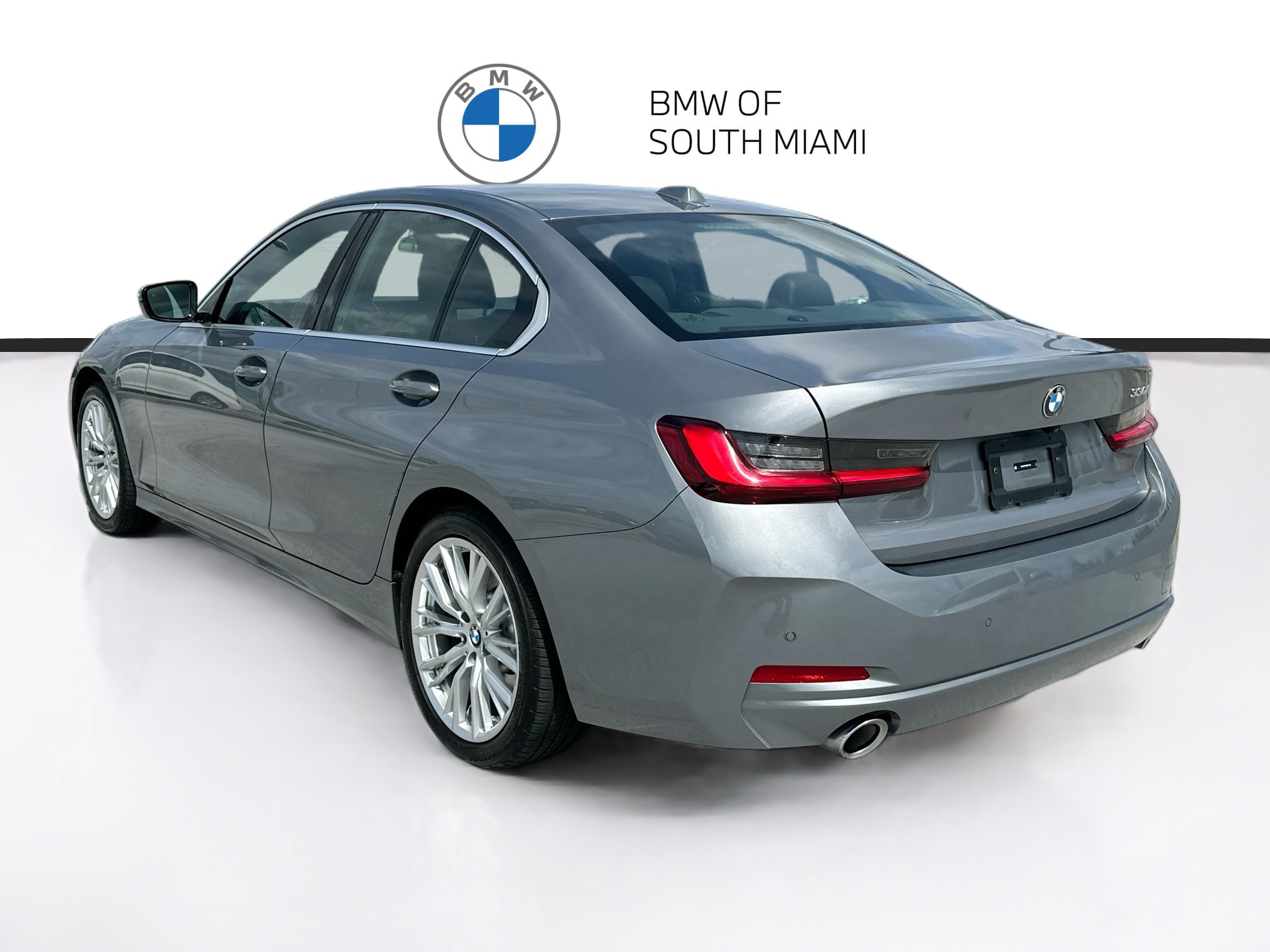 Certified 2024 BMW 330i Sedan w/ Premium Package RWD image 5