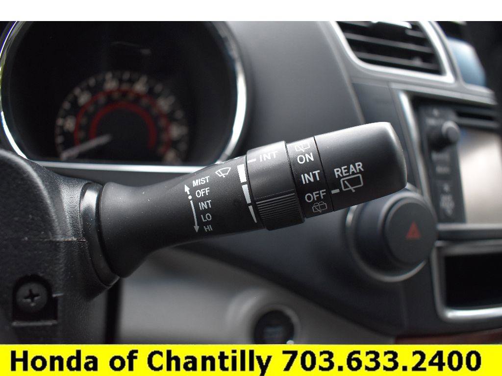 Used 2013 Toyota Highlander Limited image 11