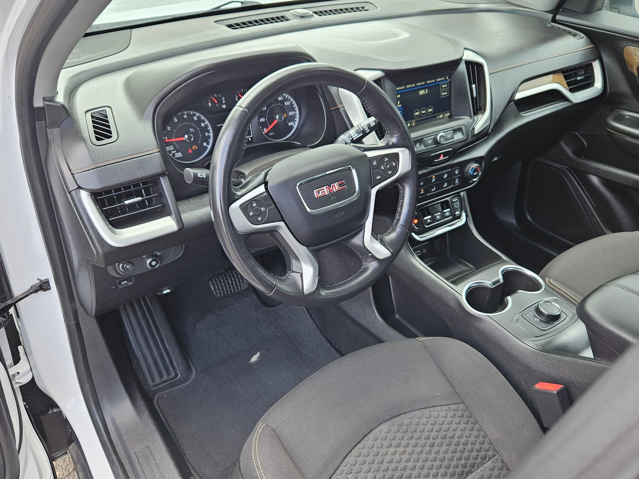Used 2018 GMC Terrain SLE image 12