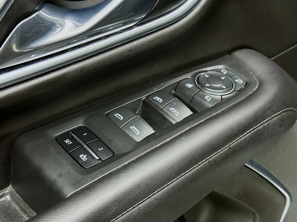 Used 2021 Chevrolet Tahoe High Country AWD/4WD image 18