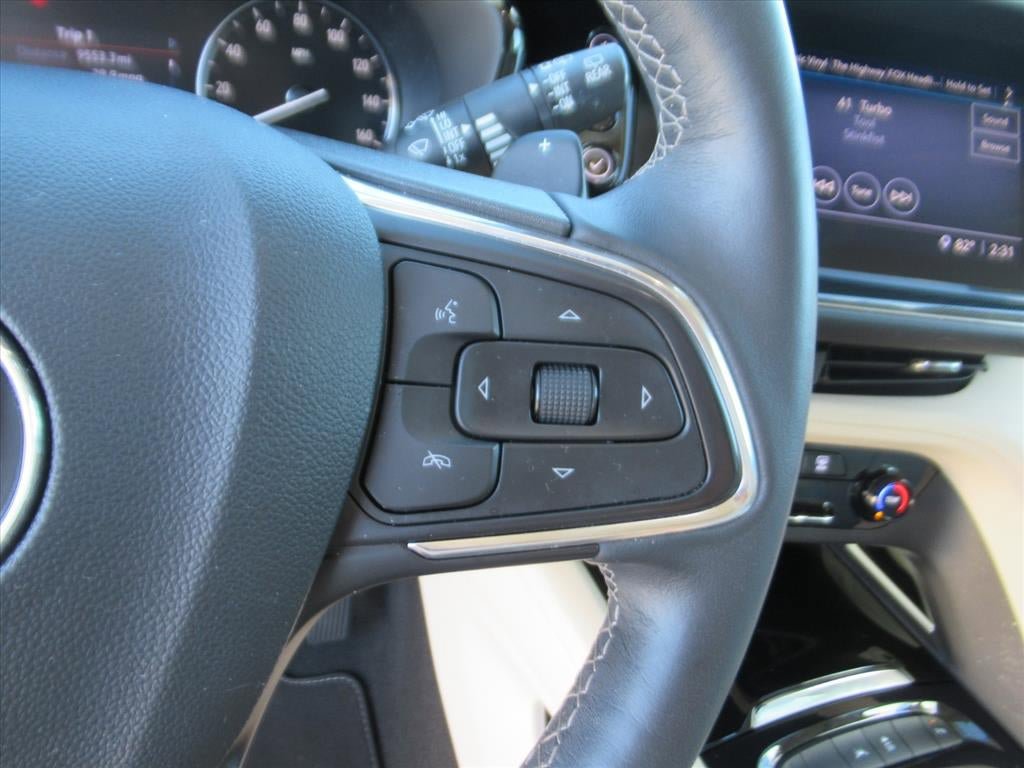 Used 2023 Buick Envision Preferred FWD image 18