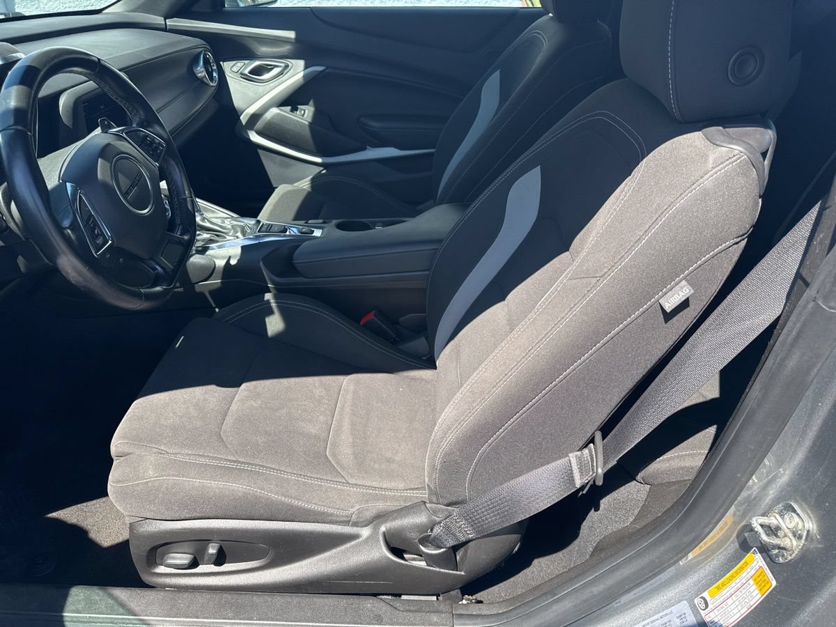 Used 2023 Chevrolet Camaro LT RWD image 14