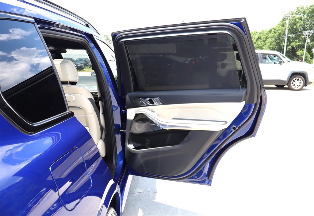 Used 2023 BMW X7 M60i w/ Executive Package AWD/4WD image 65