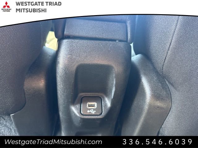 Used 2019 Jeep Renegade Latitude FWD image 15