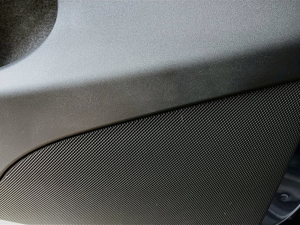 Used 2024 Tesla Model Y Long Range RWD image 22