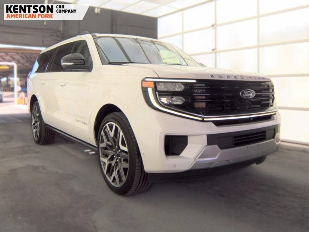 Used 2025 Ford Expedition Max Platinum w/ Platinum Ultimate Package AWD/4WD image 2