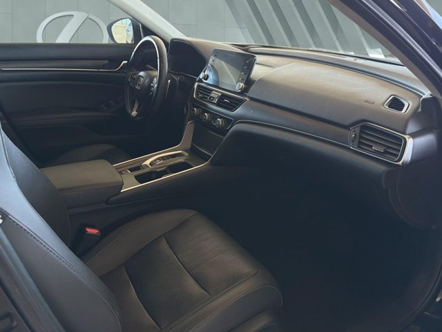 Used 2020 Honda Accord Touring image 17