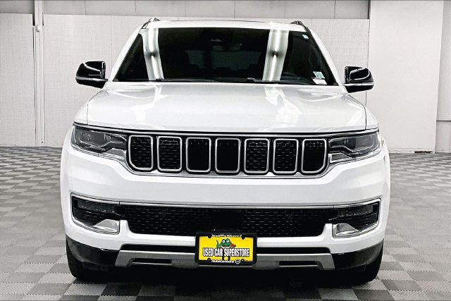 Used 2023 Jeep Wagoneer Series III w/ Premium Group I AWD/4WD image 4