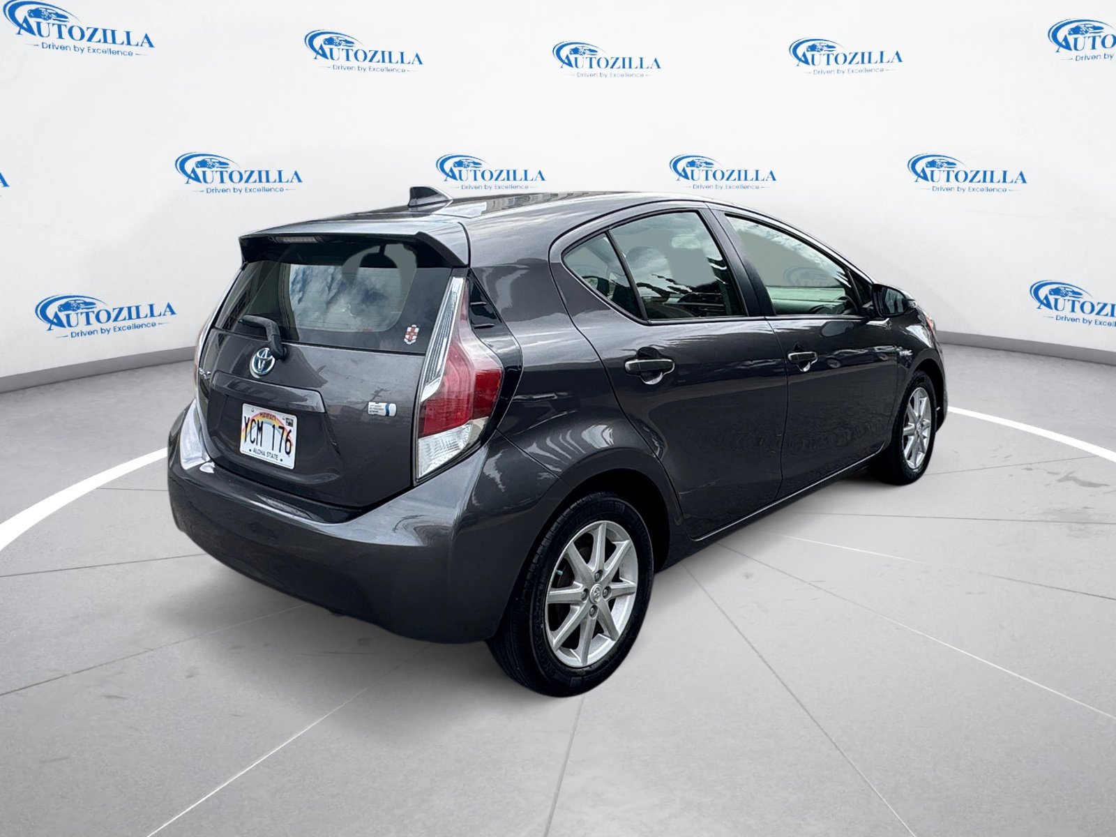 Used 2015 Toyota Prius C Four image 5
