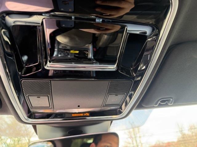 Used 2017 Land Rover Range Rover Sport SE AWD/4WD image 29