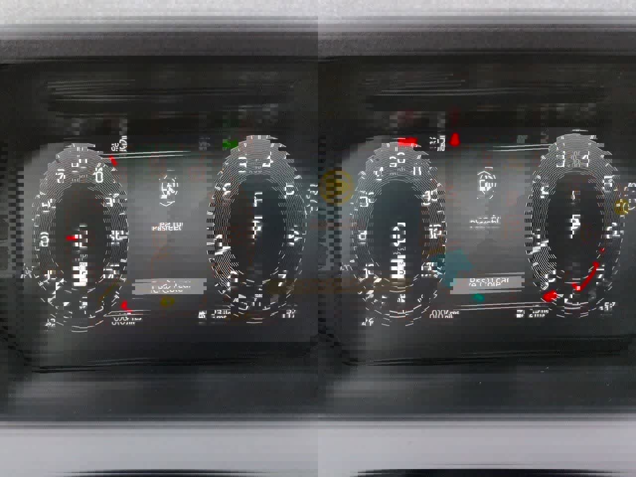 New 2026 Land Rover Discovery Sport Landmark image 32