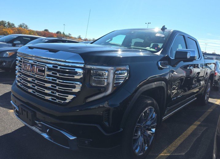 Used 2022 GMC Sierra 1500 Denali w/ Denali Reserve Package image 5