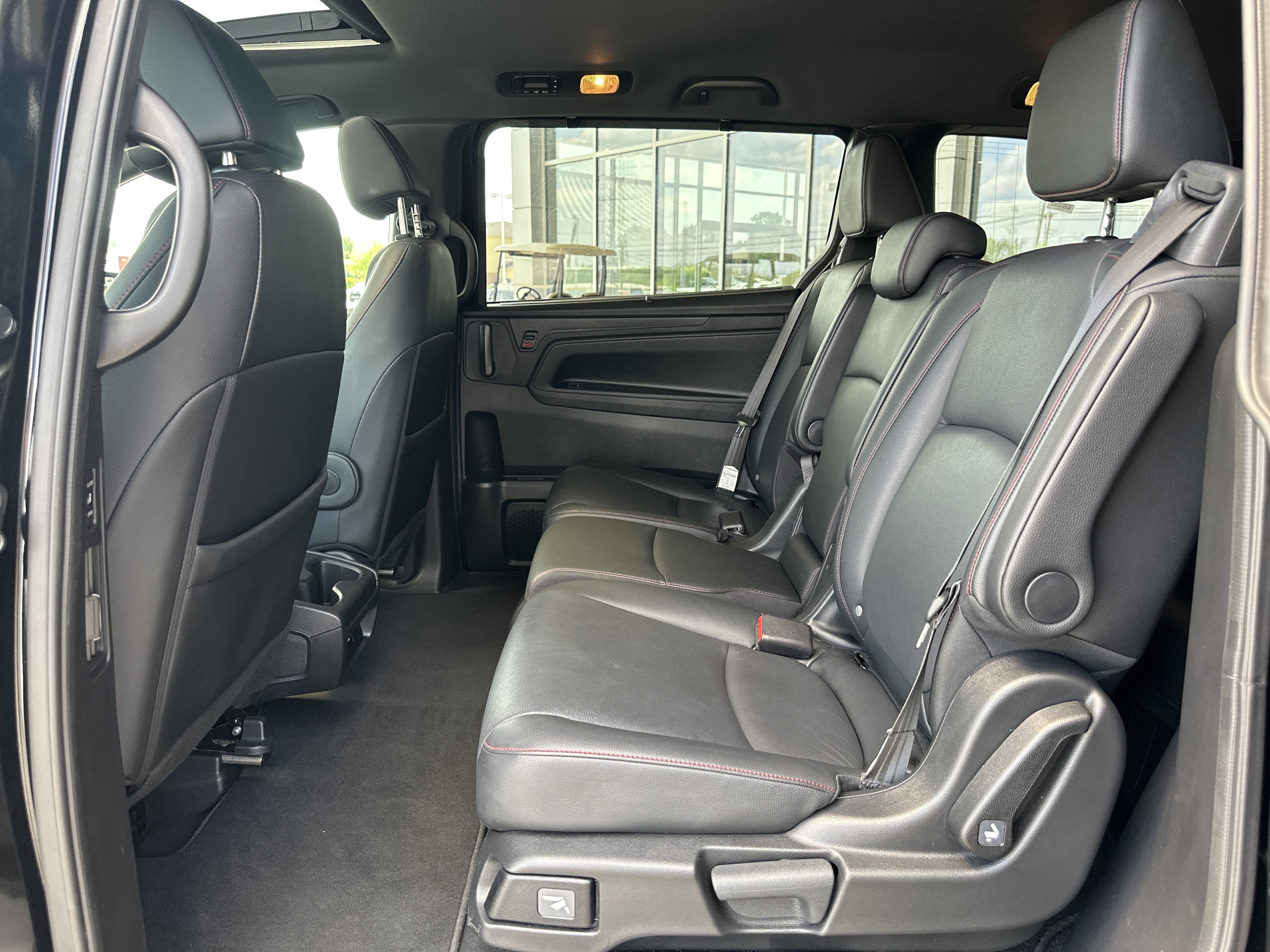 Used 2025 Honda Odyssey Sport-L image 19
