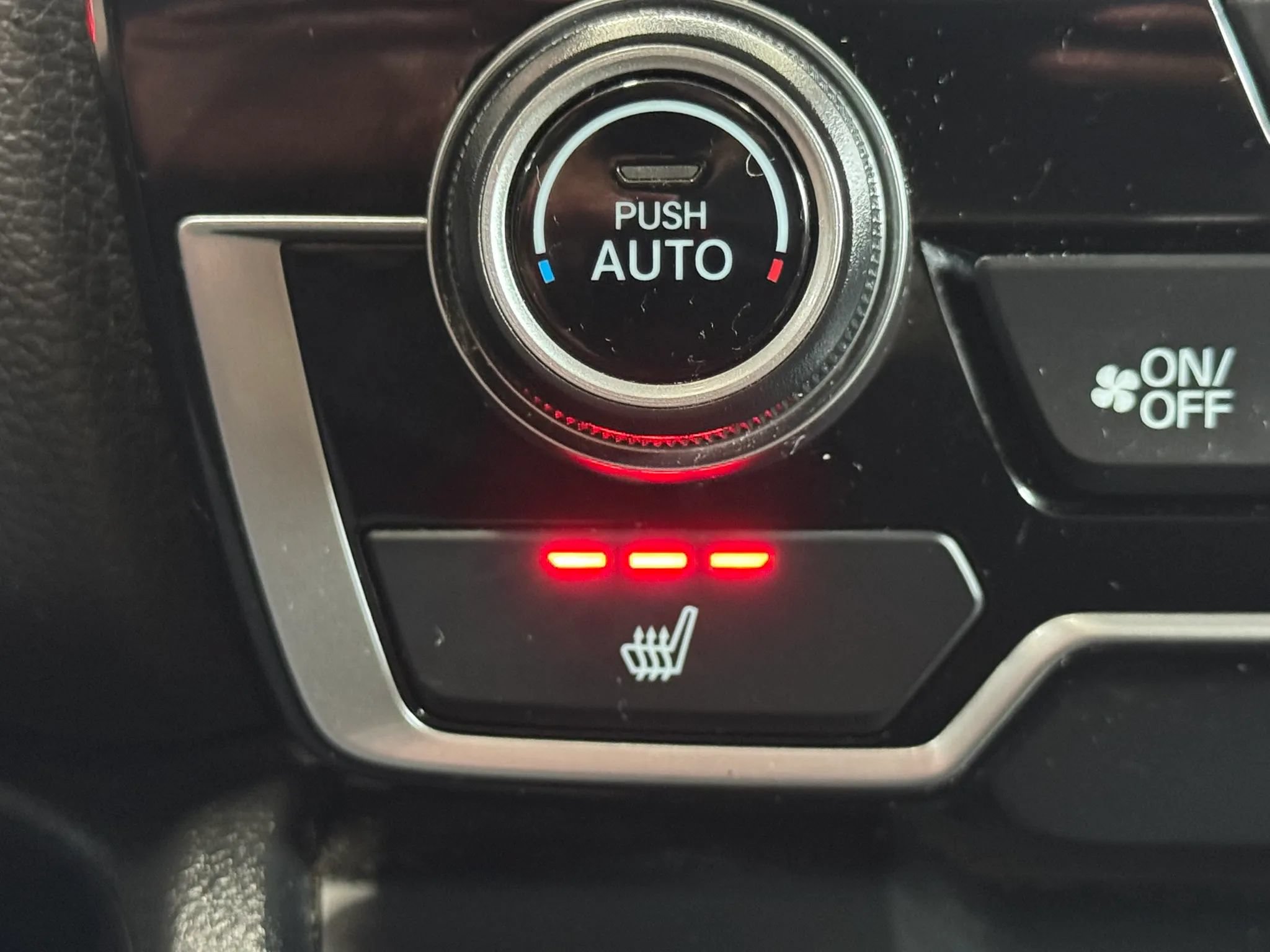 Used 2019 Honda CR-V EX image 16
