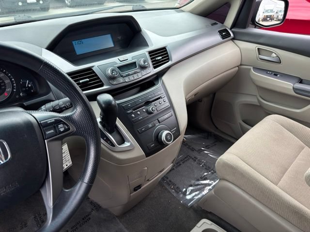 Used 2012 Honda Odyssey LX image 14