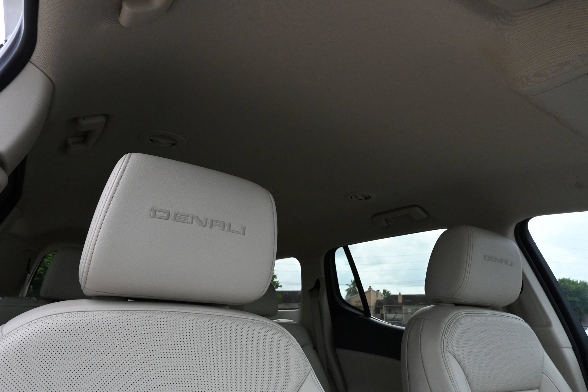 Used 2023 GMC Acadia Denali AWD/4WD image 28