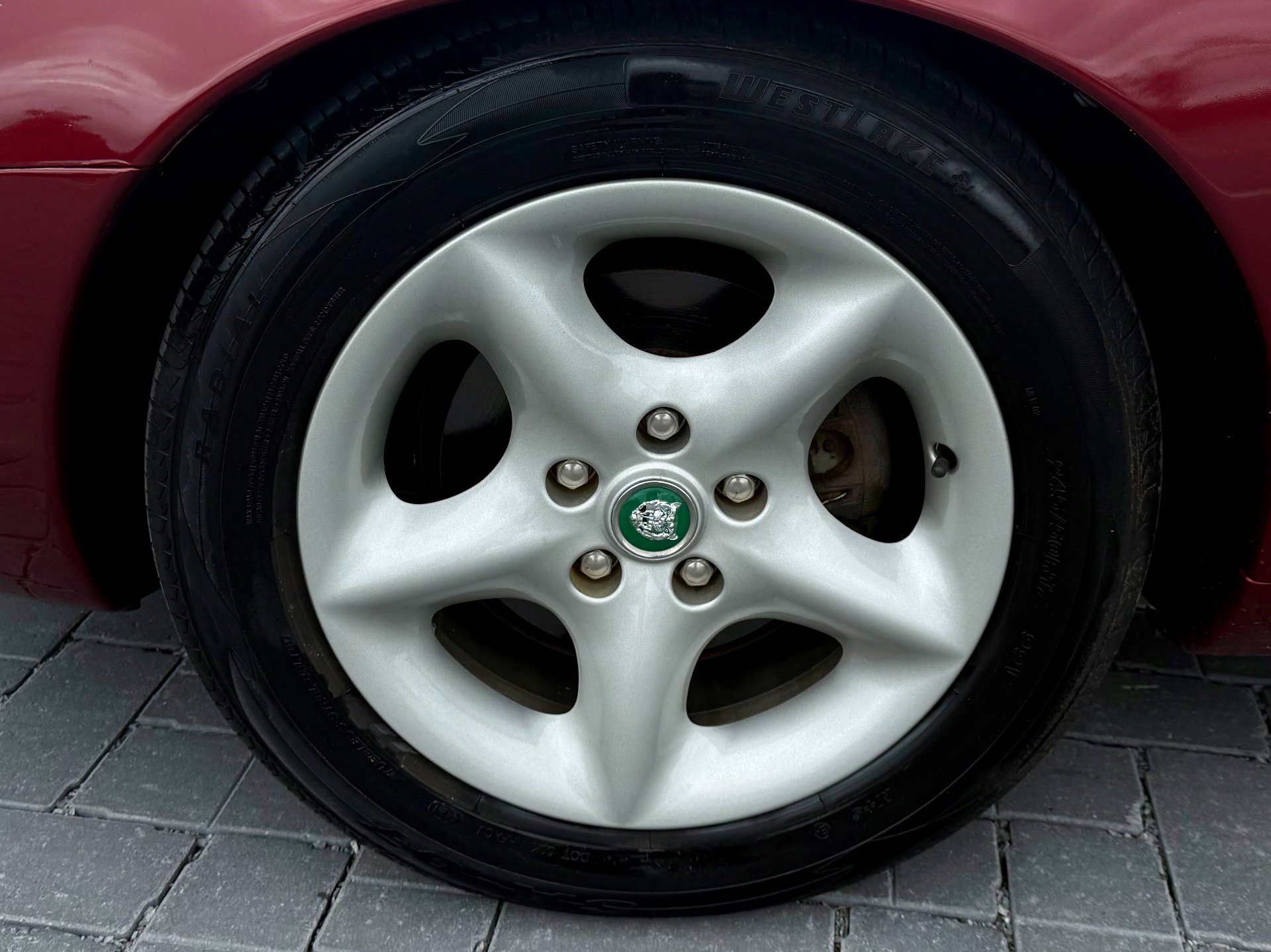 Used 1997 Jaguar XK8 Convertible RWD image 39