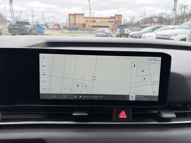 Used 2025 Kia Carnival EX image 18