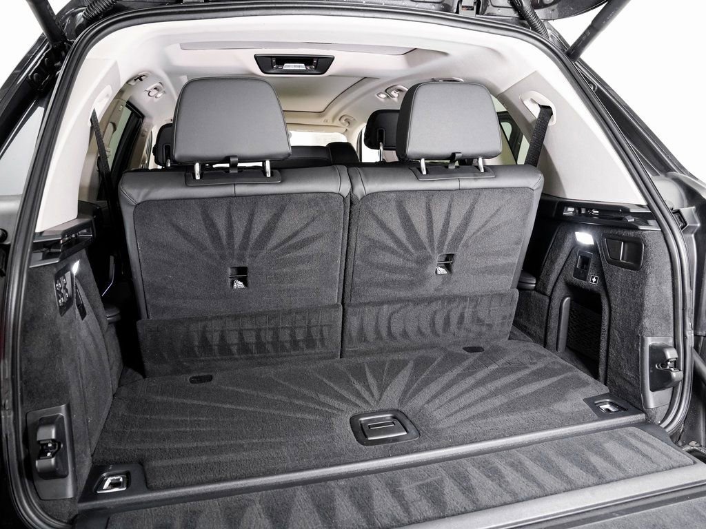 Used 2022 BMW X7 xDrive40i w/ Premium Package image 27