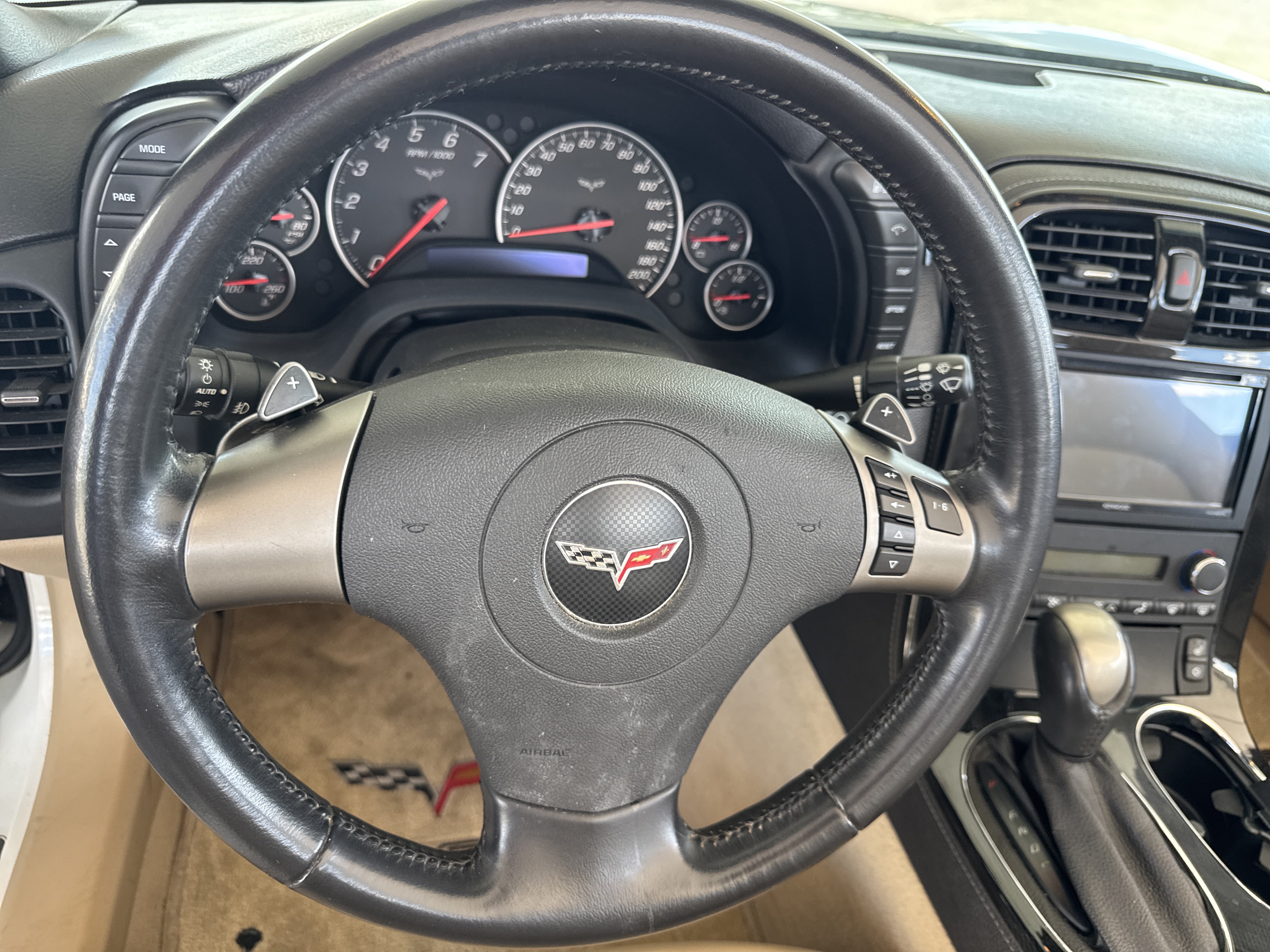 Used 2008 Chevrolet Corvette Convertible w/ Preferred Equipment Group RWD image 17
