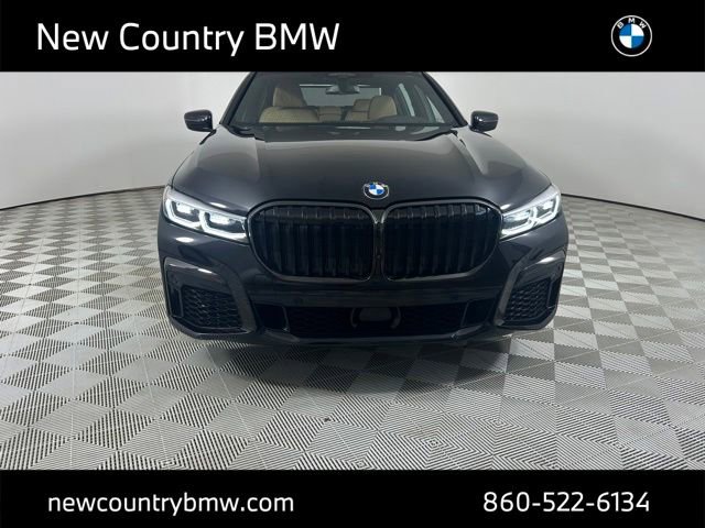 Used 2022 BMW 750i xDrive w/ Executive Package AWD/4WD image 2