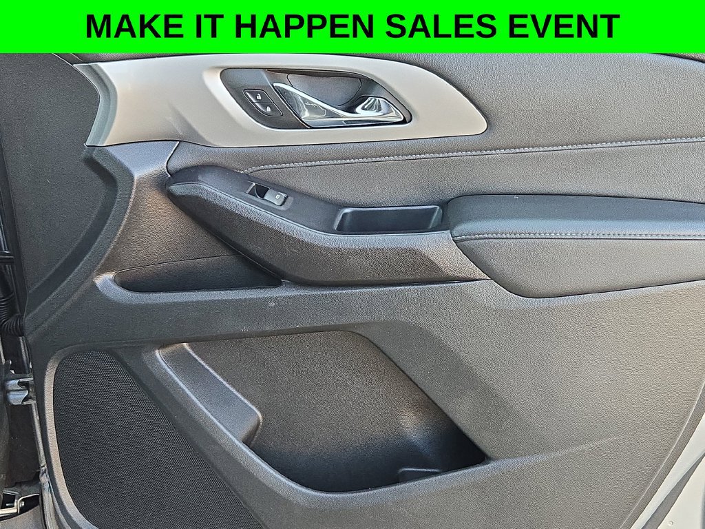Used 2023 Chevrolet Traverse LT AWD/4WD image 30
