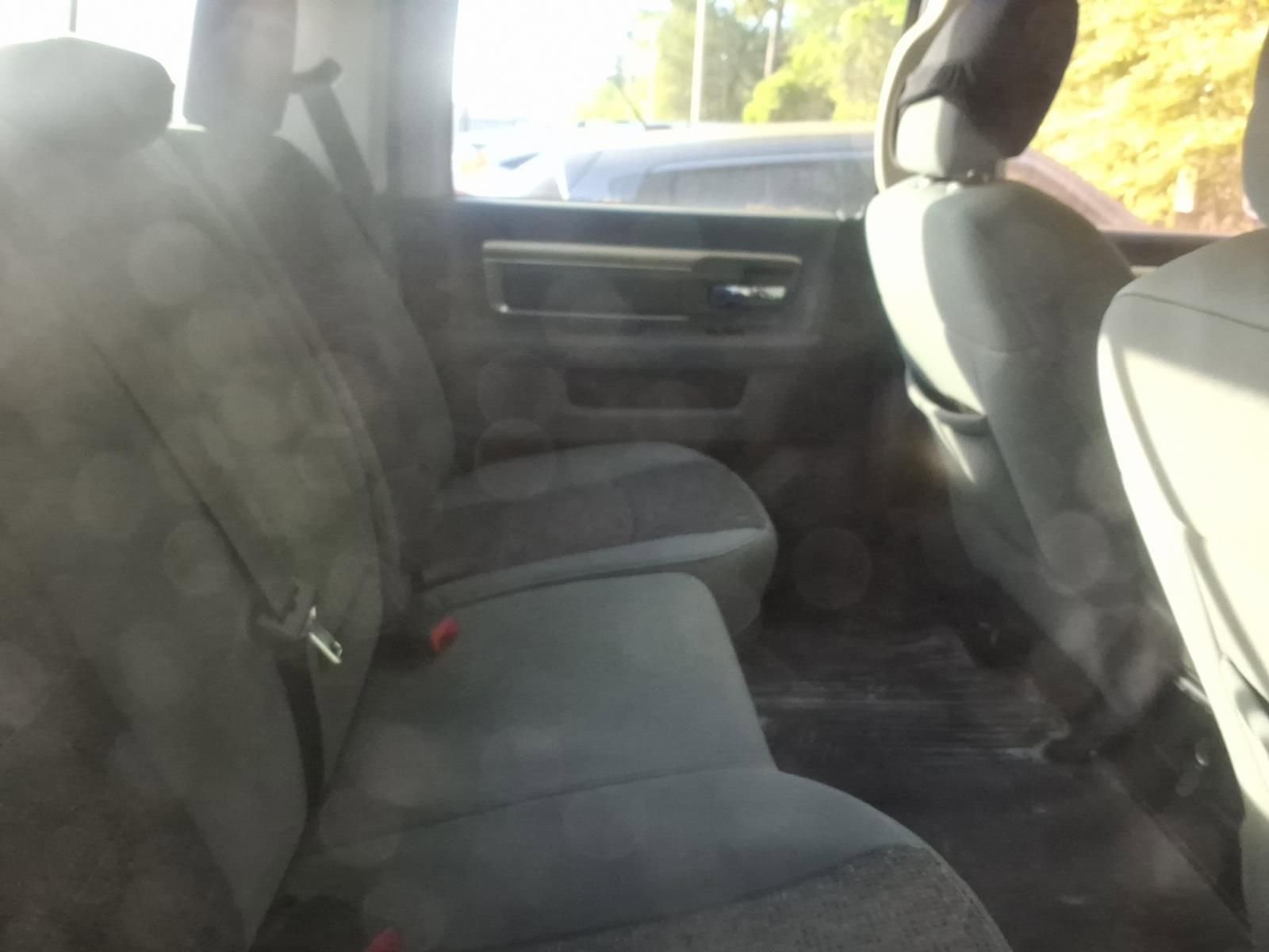 Used 2015 RAM 1500 Lone Star image 9