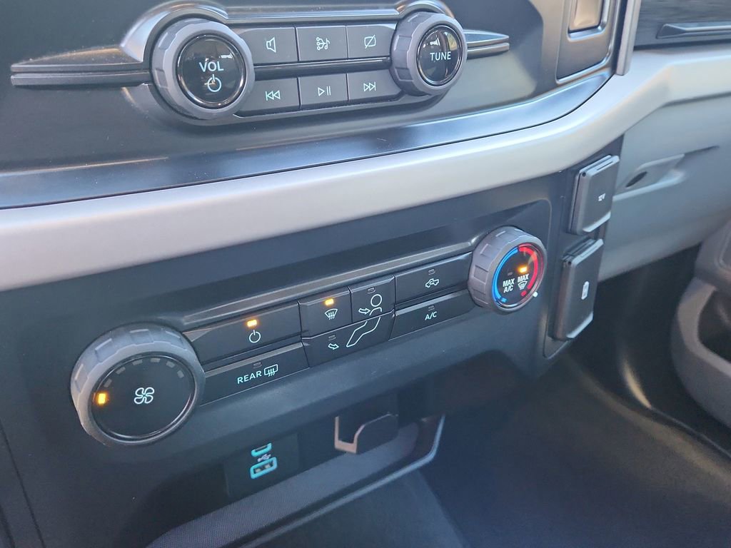 Used 2023 Ford F150 XLT image 25