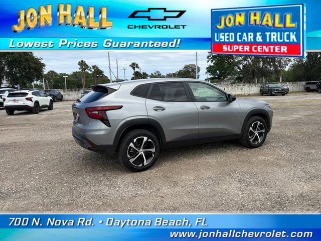 Used 2025 Chevrolet Trax RS w/ Driver Confidence Package FWD image 12