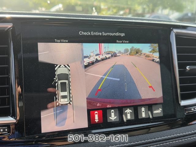 Used 2026 Chrysler Pacifica Limited w/ Uconnect Theater Family Group FWD image 26