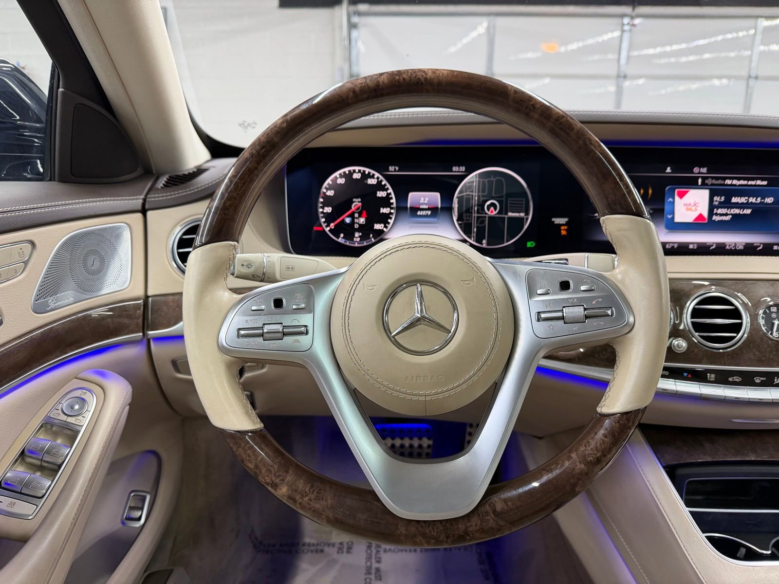 Used 2019 Mercedes-Benz S 560 Sedan image 13
