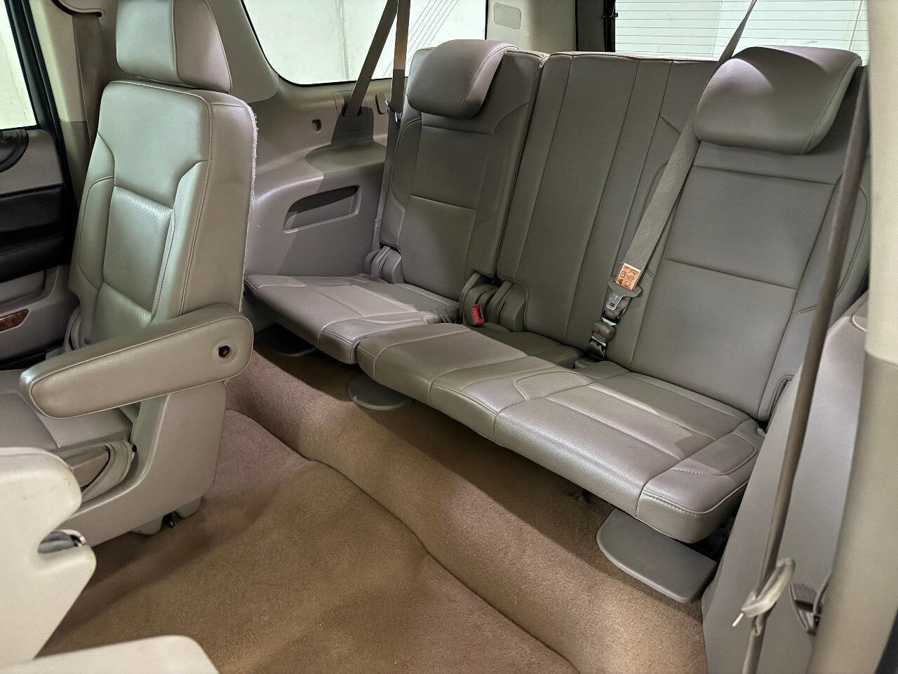 Used 2015 Chevrolet Suburban LTZ image 26