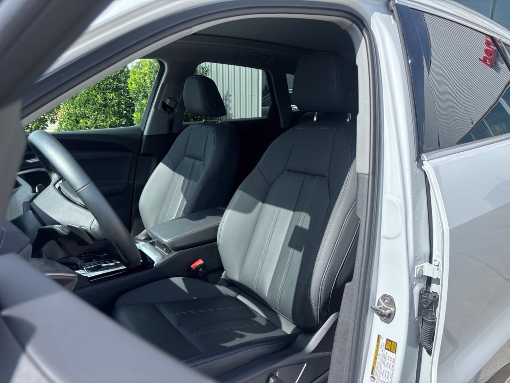 Used 2025 Audi Q5 Premium w/ Convenience Package AWD/4WD image 22
