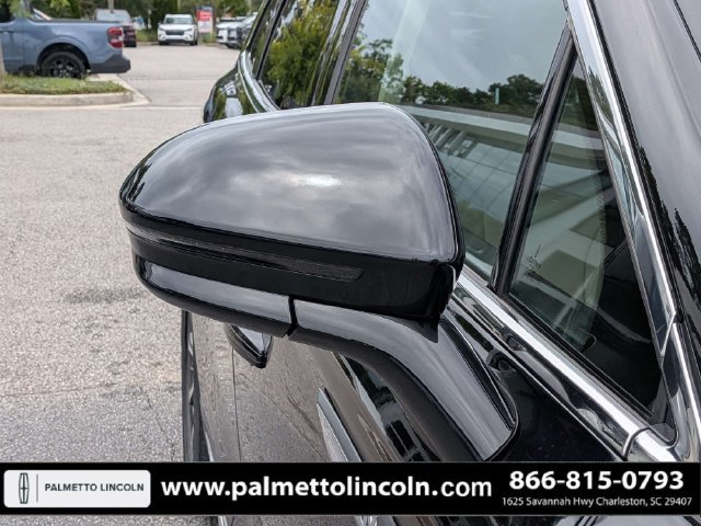 Certified 2023 Lincoln Nautilus FWD w/ Premium Package image 10