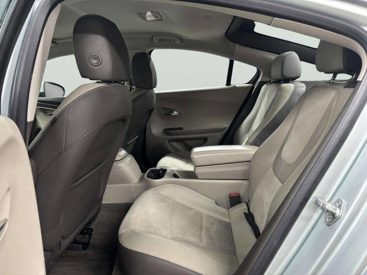Used 2013 Chevrolet Volt Premium w/ Premium Trim Package FWD image 15