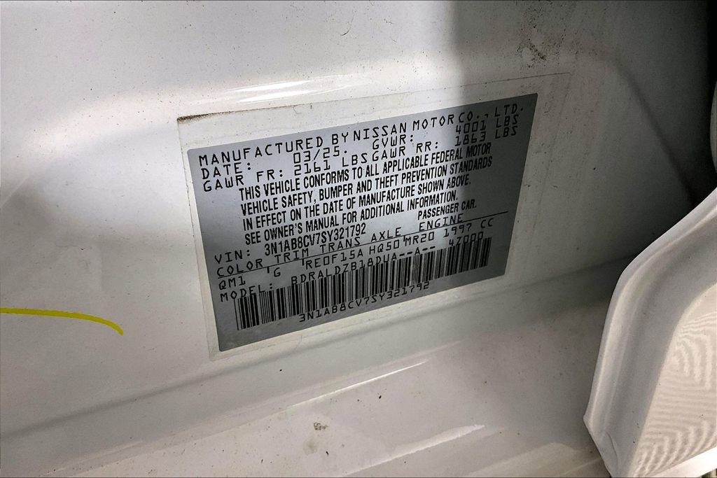 Used 2025 Nissan Sentra SV FWD image 26