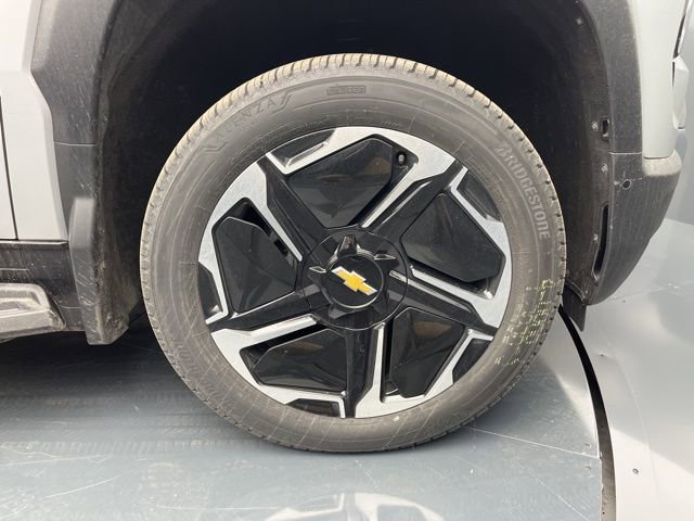 New 2026 Chevrolet Silverado EV LT AWD/4WD image 11