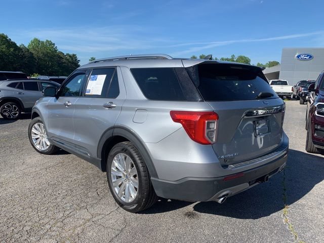 Certified 2022 Ford Explorer Limited w/ Equipment Group 301A RWD image 6