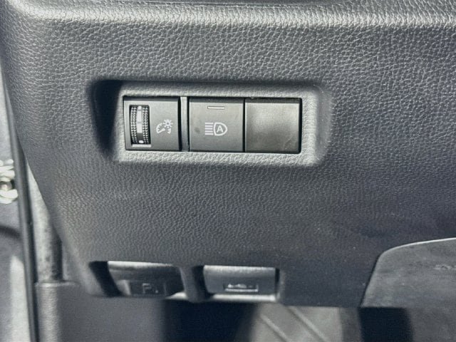 Certified 2023 Toyota RAV4 XLE AWD/4WD image 11