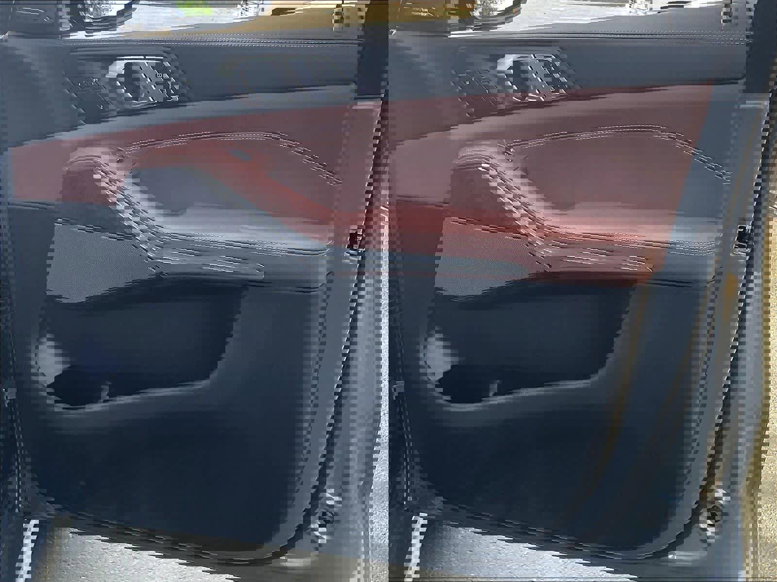 Used 2026 BMW X7 M60i image 26