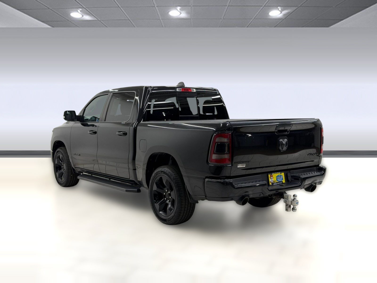 Used 2019 RAM 1500 Sport w/ Level 2 Equipment Group AWD/4WD image 2