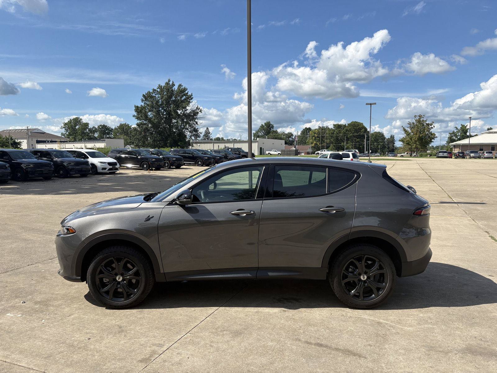Used 2024 Dodge Hornet GT w/ GT Blacktop Package AWD/4WD image 5