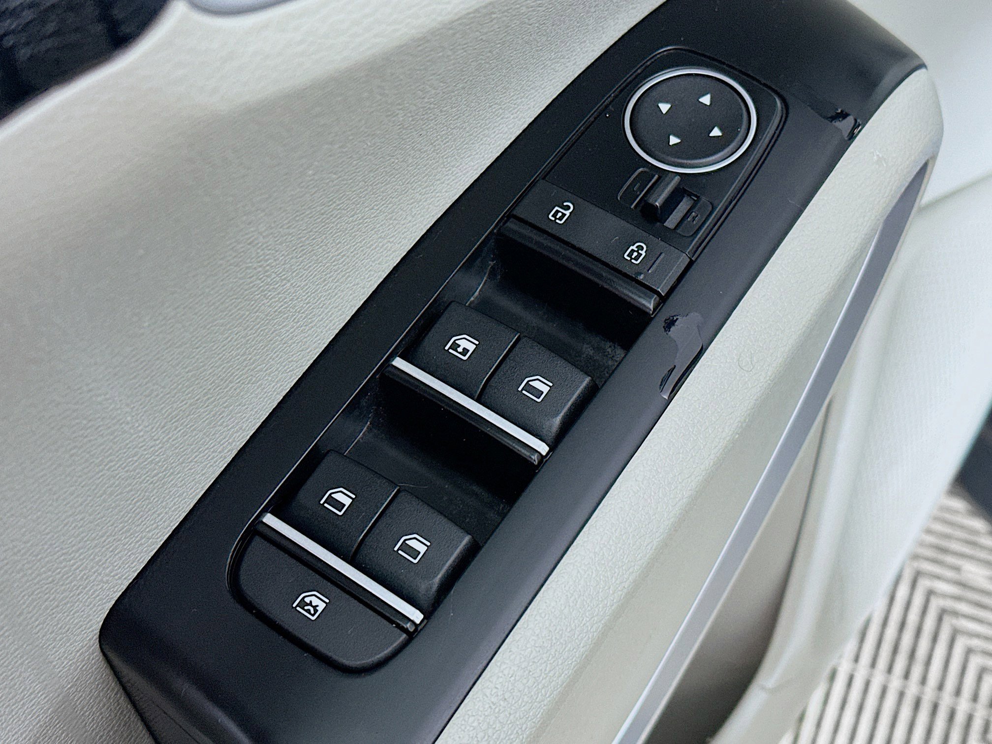 Certified 2023 Kia Soul LX w/ LX Technology Package image 17