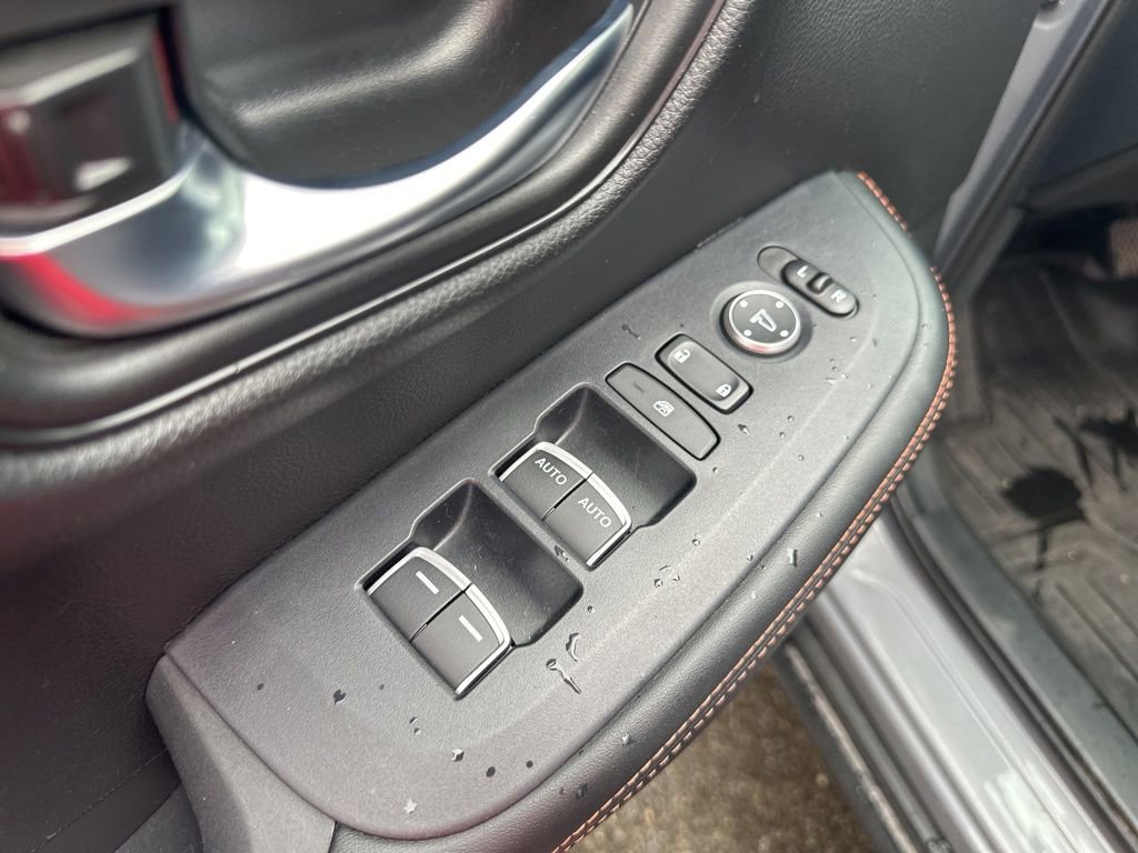 Used 2023 Honda HR-V Sport image 18